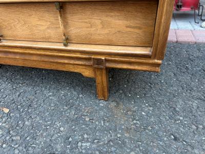  Thomasville Furniture Handsome 3 Piece Tamerlane Credenza Bar Cabinet Room Divider Mid Century Modern