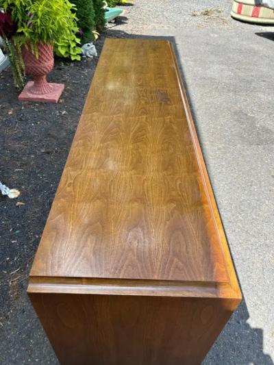  Thomasville Furniture Stylish Vintage Thomasville Burl Wood Drawers Walnut Credenza Mid Century