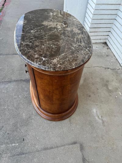  Thomasville Furniture Thomasville Marble Oval Cabinet