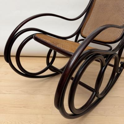  Thonet Art Nouveau Bentwood Rocking Chair by Thonet Austria circa 1900