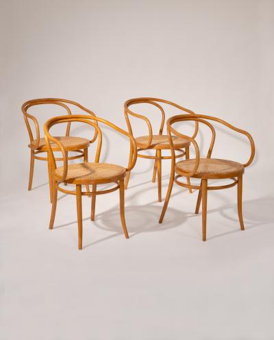  Thonet Set of 4 Thonet chairs Model 209 manufactured by Ligna 1960