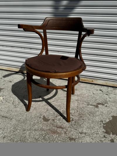  Thonet Thonet Mundus Style Bentwood Armchair