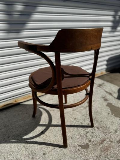  Thonet Thonet Mundus Style Bentwood Armchair