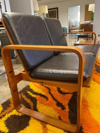  Thonet Thonet loveseat