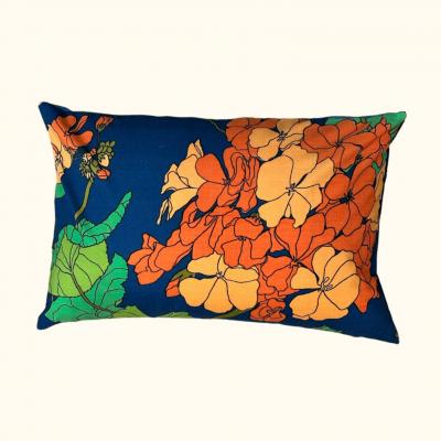  Threads Soft Goods 1970s Cotton Floral Pillow 16 x 24 USA 413a