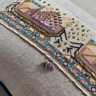  Threads Soft Goods Antique Handtowel with metallic details Pillow 11 x 17 Turkey 189b