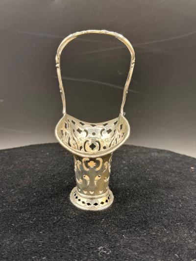  Tiffany Co Antique Tiffany Sterling Silver Miniature Art Nouveau Bonbon Floral Basket