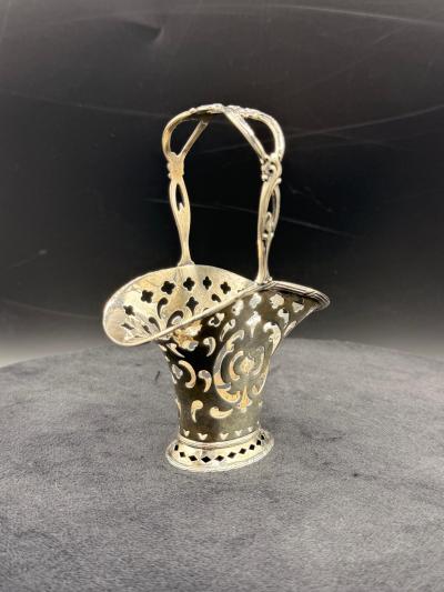  Tiffany Co Antique Tiffany Sterling Silver Miniature Art Nouveau Bonbon Floral Basket
