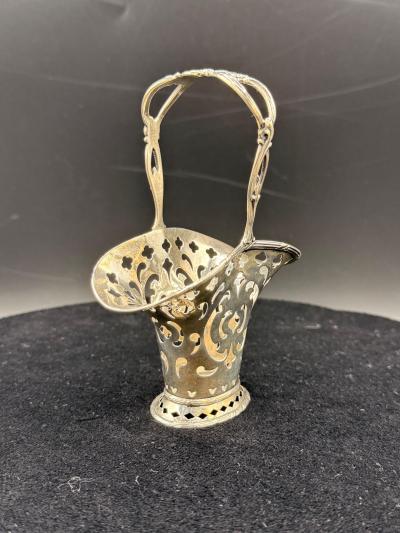  Tiffany Co Antique Tiffany Sterling Silver Miniature Art Nouveau Bonbon Floral Basket