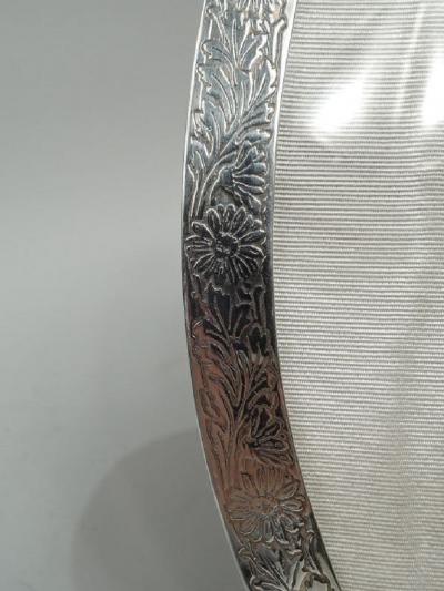  Tiffany Co Charming Tiffany Edwardian Daisy Chain Oval Picture Frame