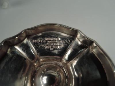  Tiffany Co Pair of Antique Tiffany Edwardian Classical Salt Pepper Shakers