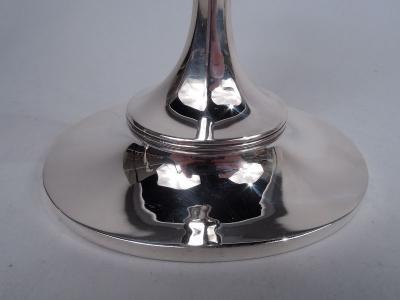  Tiffany Co Pair of Tiffany Edwardian Georgian Sterling Silver Candlesticks