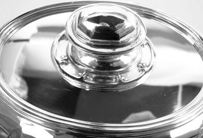  Tiffany Co Pair of Tiffany Saint Dunstan Sterling Silver Covered Vegetable Dishes