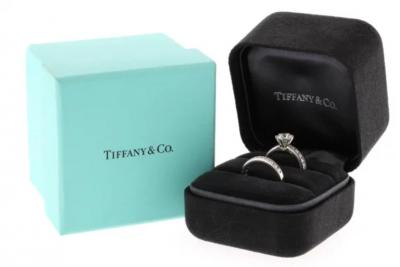 Tiffany Co TIFFANY CO CLASSIC DIAMOND SOLITAIRE ENGAGEMENT BAND RING SET