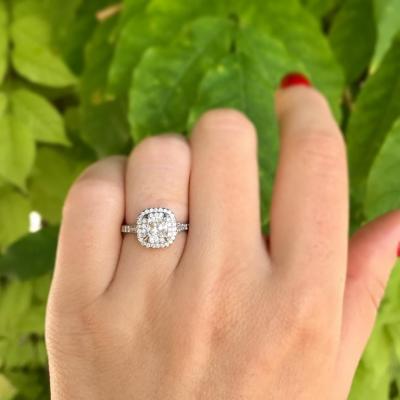 Tiffany Co TIFFANY CO SOLESTE 0 71 CARAT CUSHION CUT DIAMOND