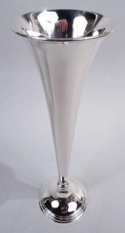  Tiffany Co Tiffany American Art Deco Sterling Silver 15 Inch Trumpet Vase C 1915
