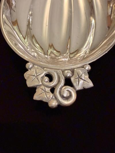  Tiffany Co Tiffany Co Sterling Silver Mellon Form Serving dishes A Pair