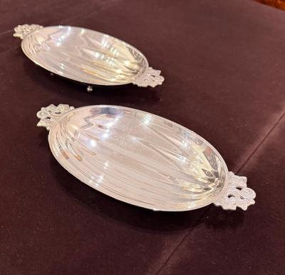  Tiffany Co Tiffany Co Sterling Silver Mellon Form Serving dishes A Pair