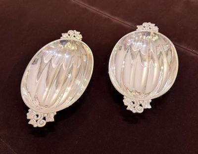  Tiffany Co Tiffany Co Sterling Silver Mellon Form Serving dishes A Pair
