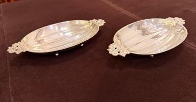  Tiffany Co Tiffany Co Sterling Silver Mellon Form Serving dishes A Pair