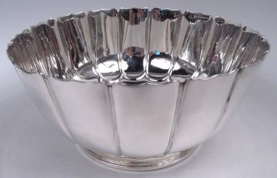  Tiffany Co Tiffany English Midcentury Classical Centerpiece Bowl