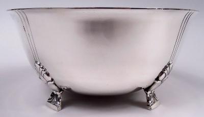  Tiffany Co Tiffany Midcentury Modern Bowl in Classic Palmette Pattern