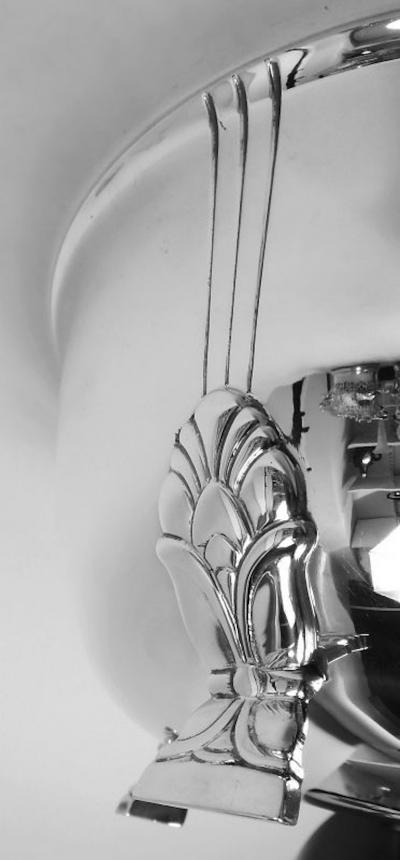  Tiffany Co Tiffany Midcentury Modern Bowl in Classic Palmette Pattern