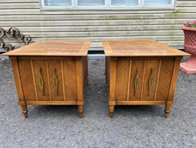  Tomlinson Fabulous Pair Tomlinson Sophisticate Nightstand End Table Mid century