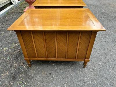  Tomlinson Fabulous Pair Tomlinson Sophisticate Nightstand End Table Mid century