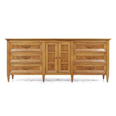  Tomlinson Tomlinson Sophisticate Mid Century Walnut Lowboy Dresser