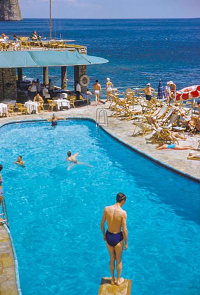  Toni Frissell A Pool In Capri Framed In White