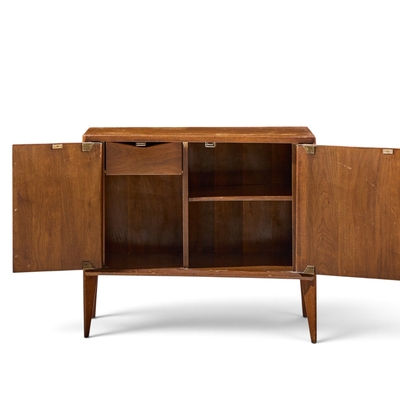  Unagusta Forward Furniture Unagusta Mid Century Walnut Curved Nightstands Pair