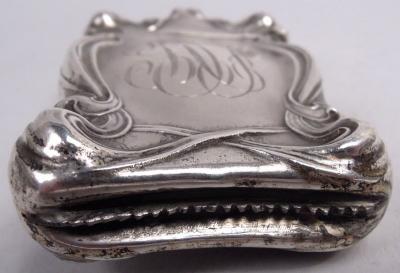  Unger Bros Unger Bros Art Nouveau Loves Me Loves Me Not Daisy Match Safe