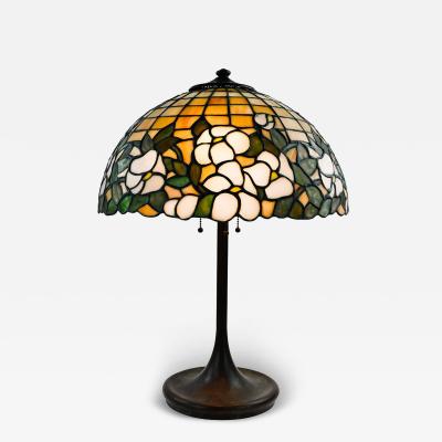 Unique Art Glass Metal Company Unique Art Glass Metal Co Floral Design Leaded Table Lamp
