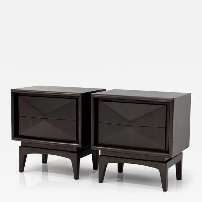  United Furniture Corporation PAIR OF DIAMOND FRONT NIGHT STANDS