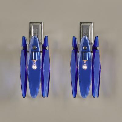  VECA Unusual pair of Italian 1970s Murano wall lights by Veca