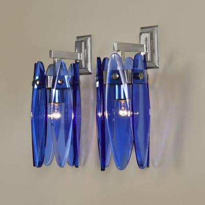 VECA Unusual pair of Italian 1970s Murano wall lights by Veca