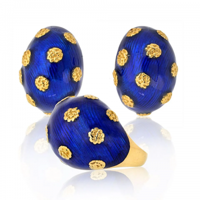  Van Cleef Arpels 18K Yellow Gold 1970s Blue Enamel Ring And Earrings Jewelry Set
