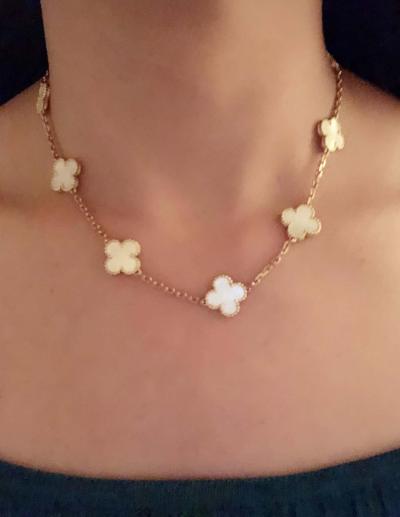  Van Cleef Arpels 2 Van Cleef Arpels 18Kt Yellow Gold Vintage Alhambra Necklaces Mother of Pearl