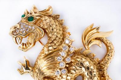 Van Cleef Arpels VAN CLEEF ARPELS DRAGON 18K YELLOW GOLD DIAMOND BROOCH