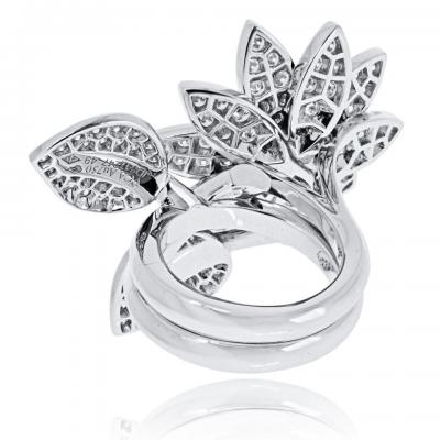  Van Cleef Arpels Van Cleef Arpels 18K White Gold Lotus Between The Finger EU 49 Ring