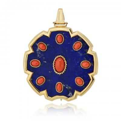  Van Cleef Arpels Van Cleef Arpels 18K Yellow Gold 1970s Lapis And Coral Pendant