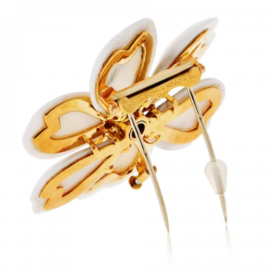  Van Cleef Arpels Van Cleef Arpels 18K Yellow Gold Rose De Noel White Coral Large Model Brooch
