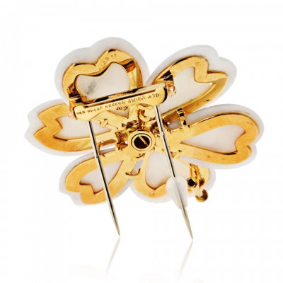  Van Cleef Arpels Van Cleef Arpels 18K Yellow Gold Rose De Noel White Coral Large Model Brooch