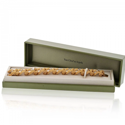  Van Cleef Arpels Van Cleef Arpels 18K Yellow Gold Twist Rope Diamond Accented Bracelet