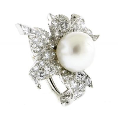  Van Cleef Arpels Van Cleef Arpels Diamond Leaf South Sea Pearl Earrings