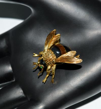 Van Cleef Arpels Van Cleef and Arpels Bee Brooch