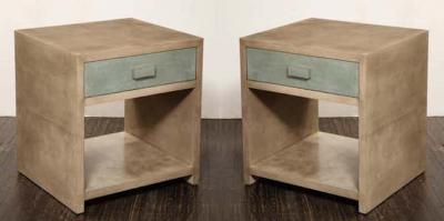 Venfield Custom Pair of Two Tone Parchment Nightstands
