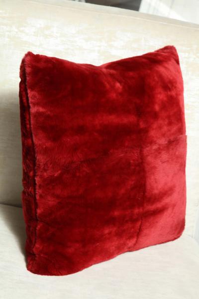  Venfield Custom Red Genuine Sheared Beaver Pillow