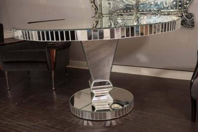  Venfield Custom Round Mirrored Dining Table